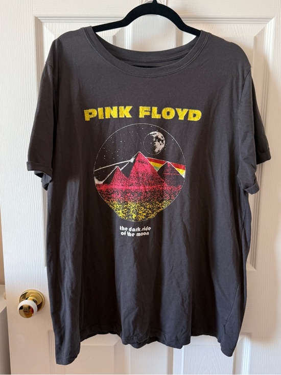 torrid Tops - torrid Black Pink Floyd 'The Dark Side of the Moon' Graphic Tee